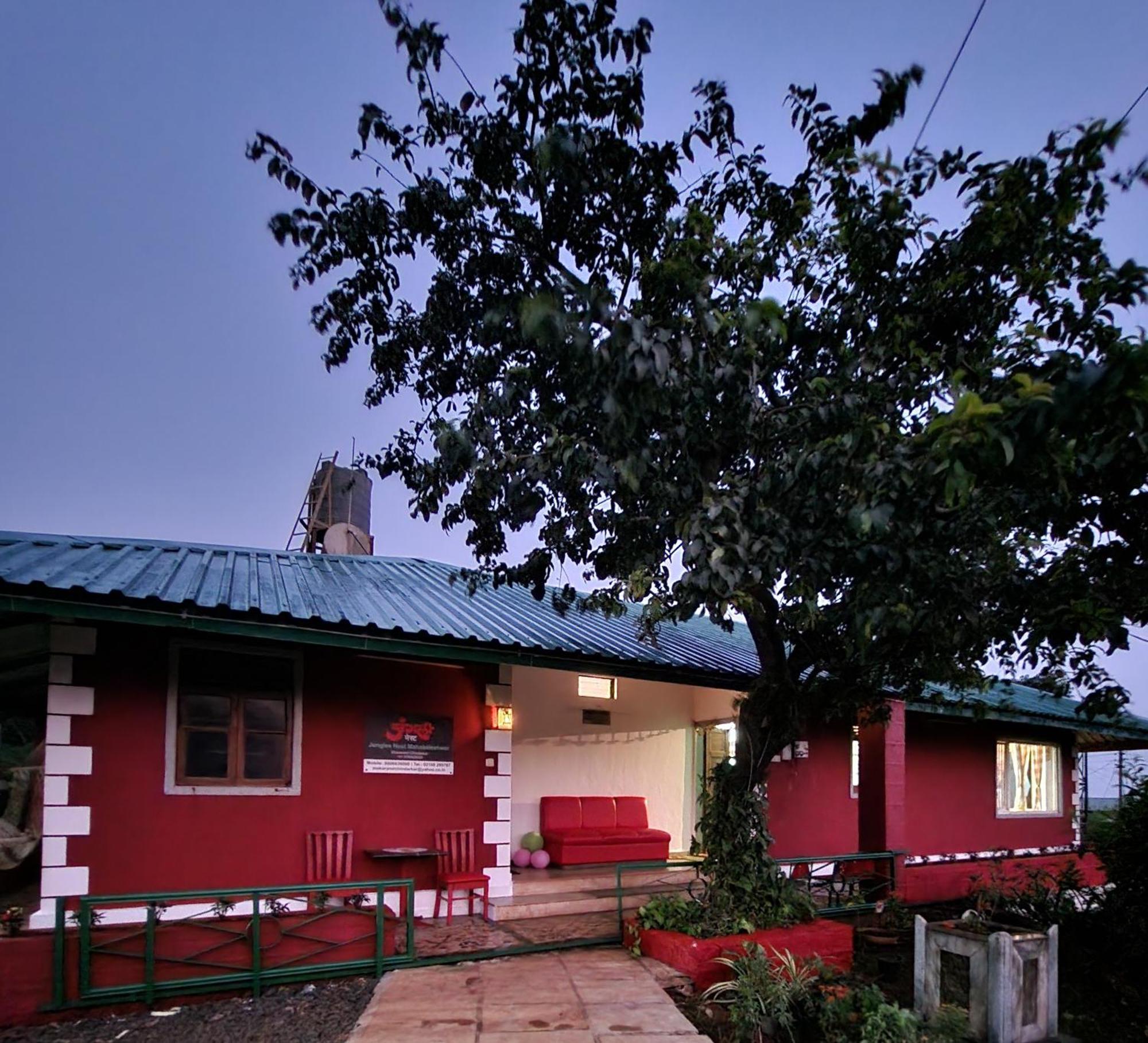Junglee Nest Holiday Home & Huts Mahābaleshwar Zewnętrze zdjęcie